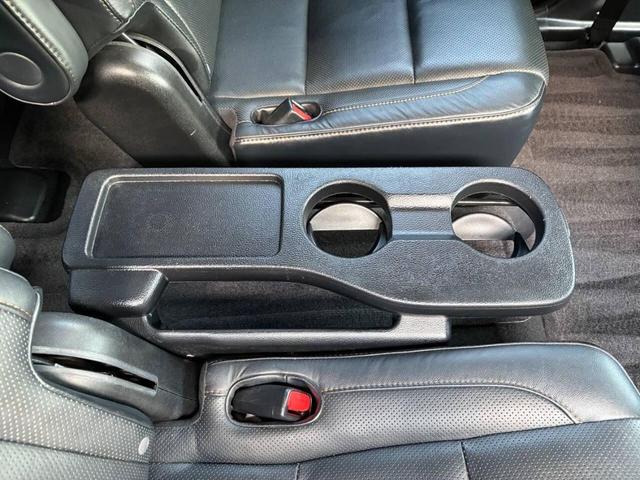 Photo of 2014 Blizzard Pearl Toyota Highlander