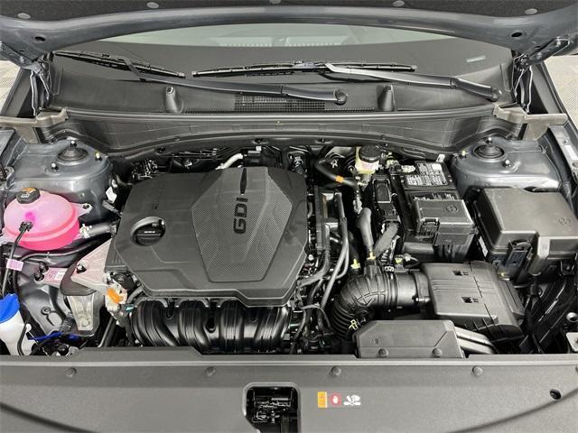 Photo of 2026 Gray Metallic Kia Sportage