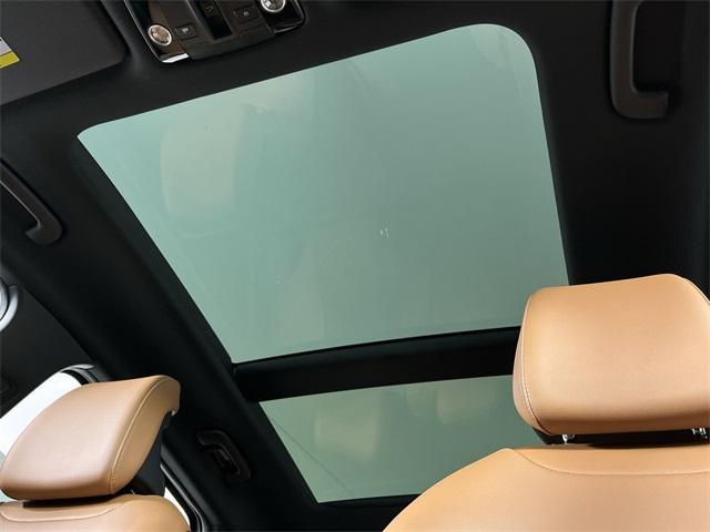 Photo of 2026 Gray Metallic Kia Sportage