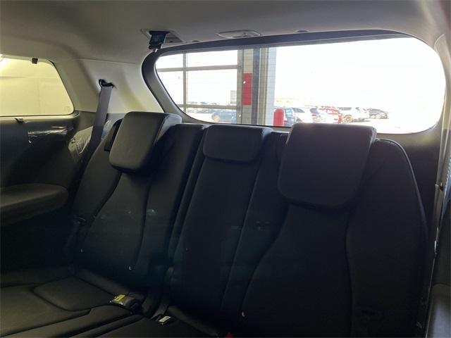Photo of 2025 Deep Chroma Blue Kia Carnival