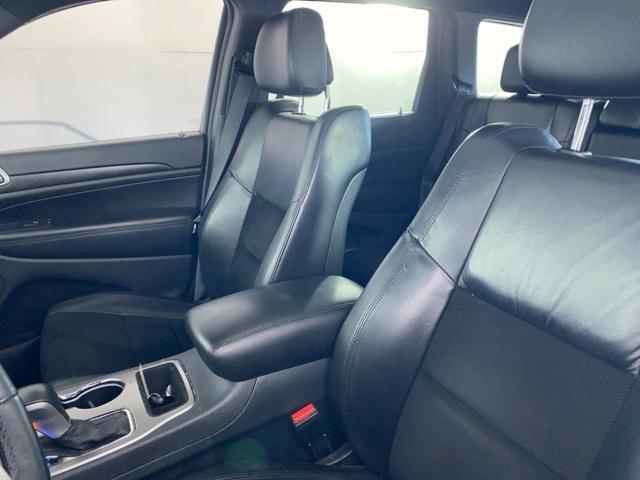 Photo of 2018 Bright White Clearcoat Jeep Grand Cherokee