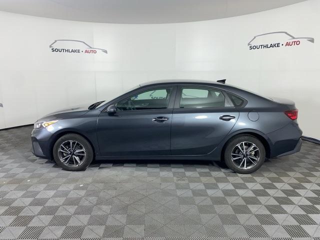 Photo of 2022 Gravity Gray Kia Forte