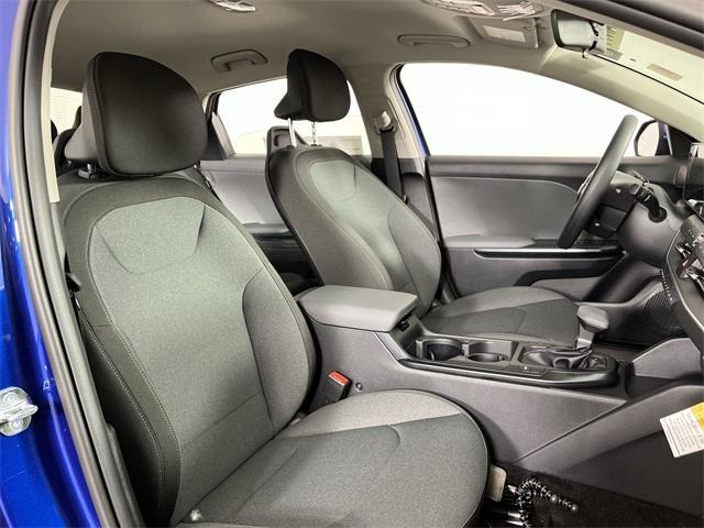 Photo of 2025 Deep Sea Blue Kia K4