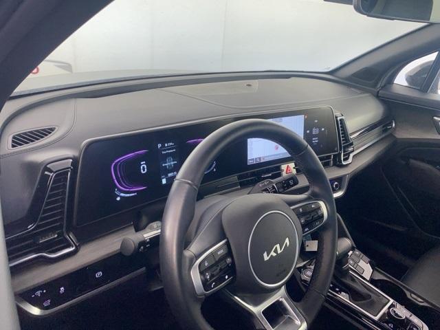Photo of 2025 Sapphire Blue Kia Sportage