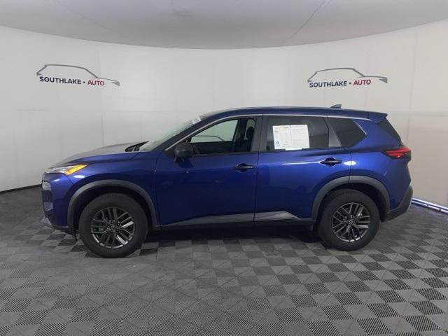 Photo of 2023 Caspian Blue Nissan Rogue