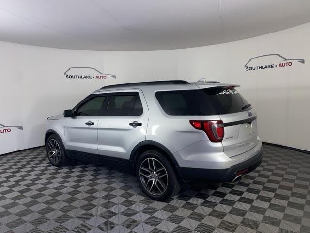 Photo of 2017 Ingot Silver Ford Explorer