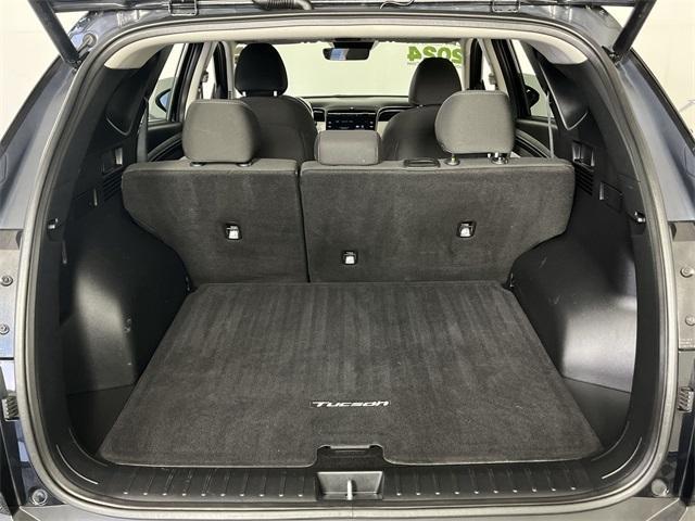 Photo of 2024 Black Pearl Hyundai TUCSON