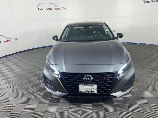 Photo of 2024 Gun Metallic Nissan Altima
