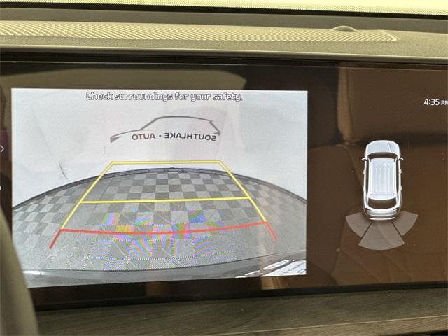 Photo of 2025 Ebony Black Kia Telluride