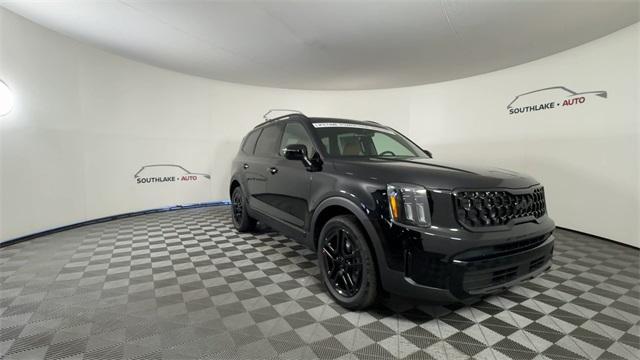 Photo of 2025 Ebony Black Kia Telluride