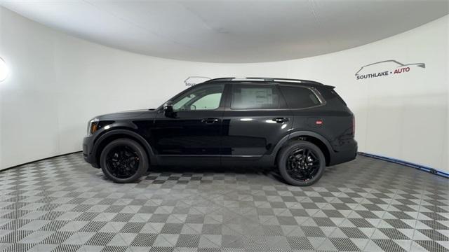 Photo of 2025 Ebony Black Kia Telluride