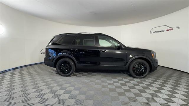 Photo of 2025 Ebony Black Kia Telluride