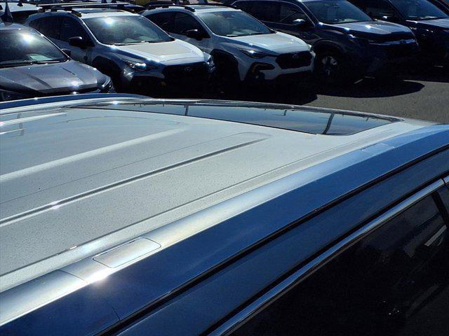 Photo of 2019 Celestial Silver Metallic Toyota Highlander