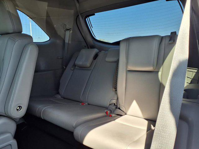 Photo of 2019 Celestial Silver Metallic Toyota Highlander