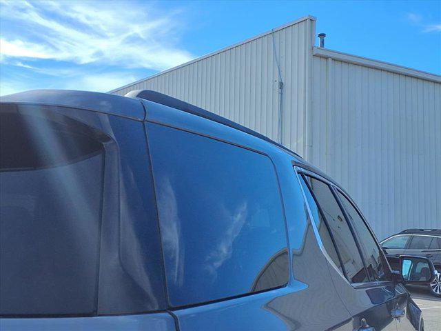Photo of 2020 Satin Steel Metallic Chevrolet Traverse