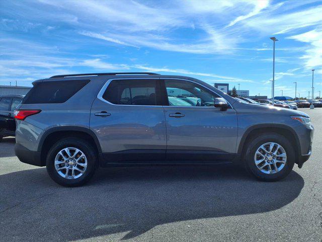Photo of 2020 Satin Steel Metallic Chevrolet Traverse