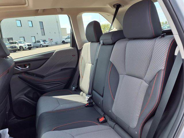 Photo of 2022 Ice Silver Metallic Subaru Forester