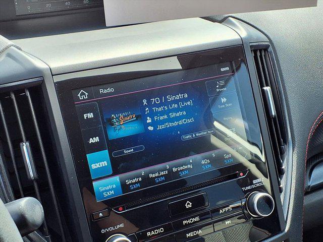 Photo of 2022 Ice Silver Metallic Subaru Forester
