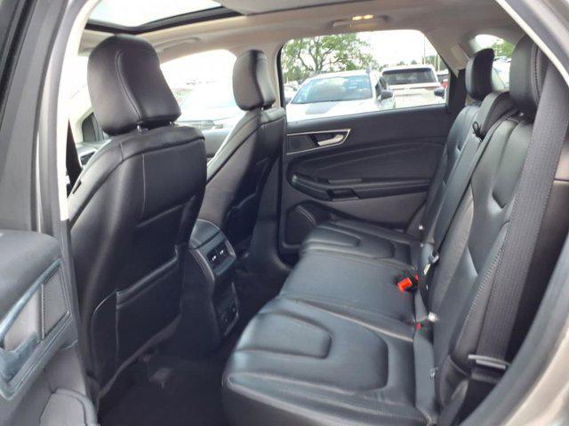 Photo of 2020 Iconic Silver Metallic Ford Edge