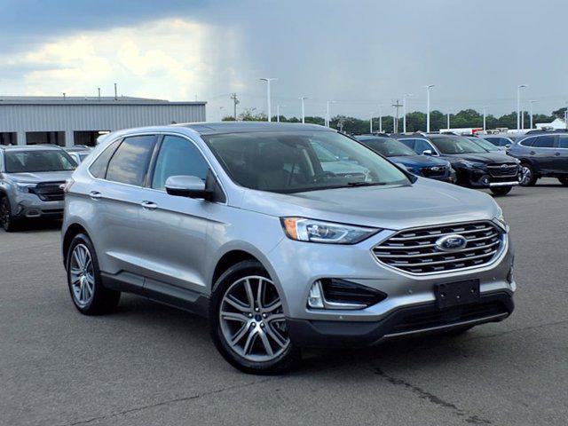 Photo of 2020 Iconic Silver Metallic Ford Edge