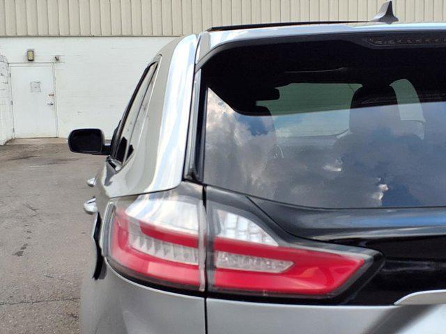 Photo of 2020 Iconic Silver Metallic Ford Edge