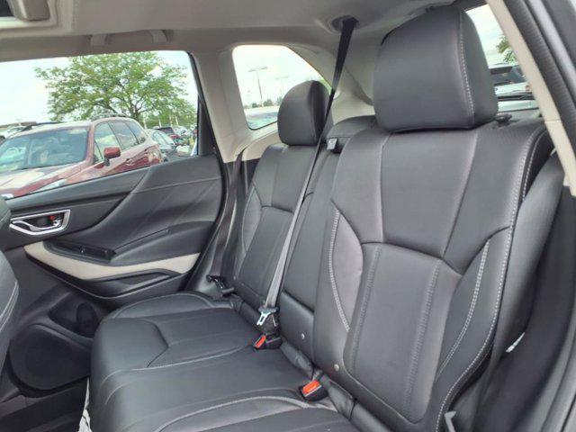 Photo of 2022 Magnetite Gray Metallic Subaru Forester
