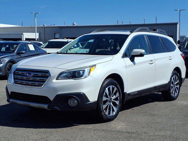 Photo of 2016 Crystal White Pearl Subaru Outback