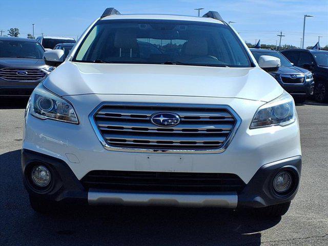 Photo of 2016 Crystal White Pearl Subaru Outback