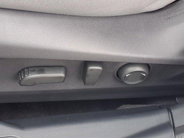 Photo of 2025 White Pearl Subaru Legacy