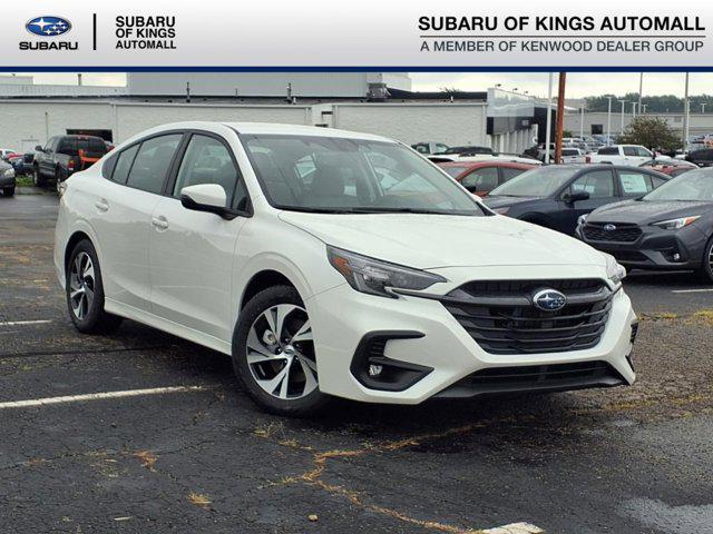 Photo of 2025 White Pearl Subaru Legacy