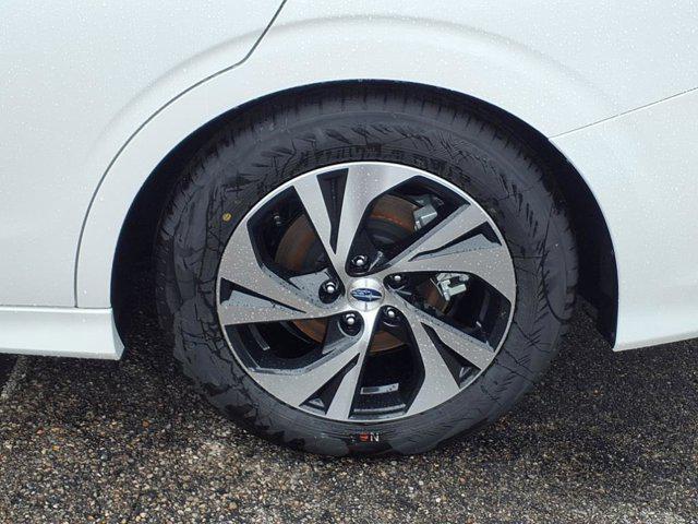 Photo of 2025 White Pearl Subaru Legacy