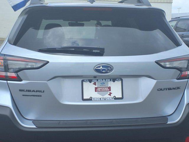 Photo of 2025 Ice Silver Metallic Subaru Outback