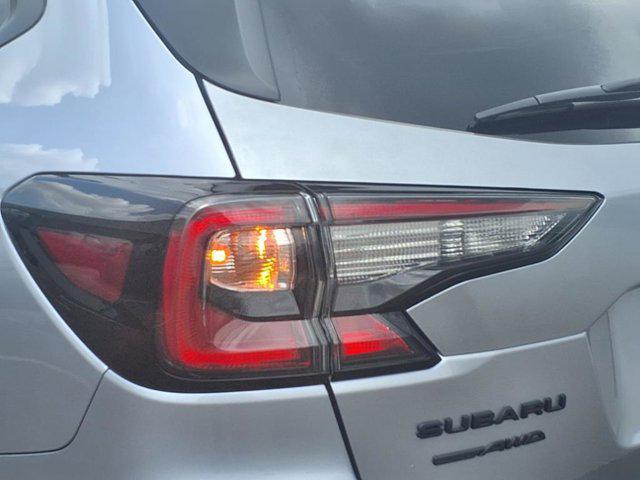 Photo of 2025 Ice Silver Metallic Subaru Outback