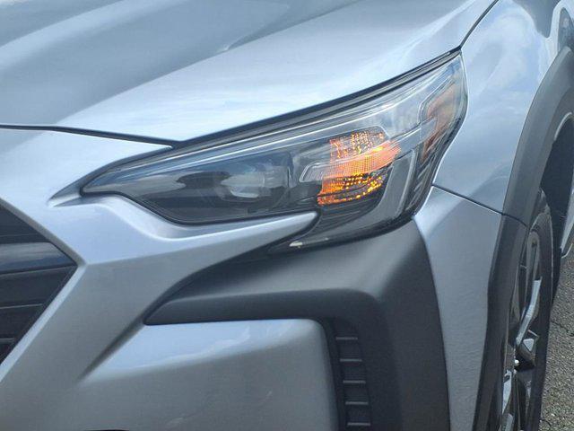 Photo of 2025 Ice Silver Metallic Subaru Outback