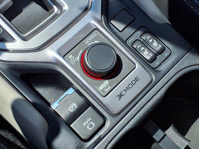 Photo of 2022 Crystal White Pearl Subaru Forester
