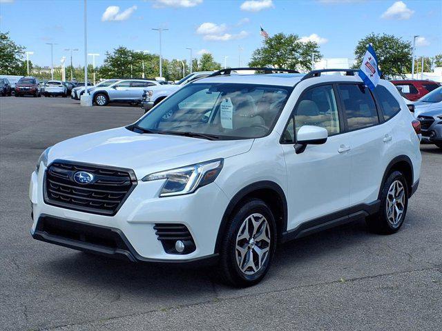Photo of 2022 Crystal White Pearl Subaru Forester