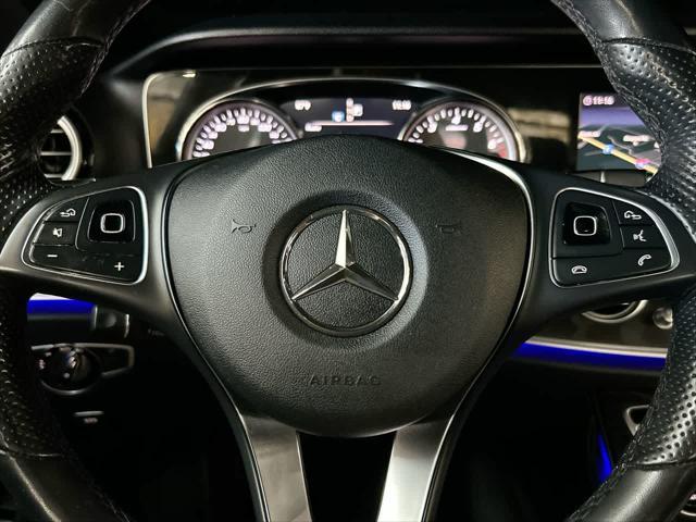 Photo of 2018 BLACK Mercedes-Benz E-Class