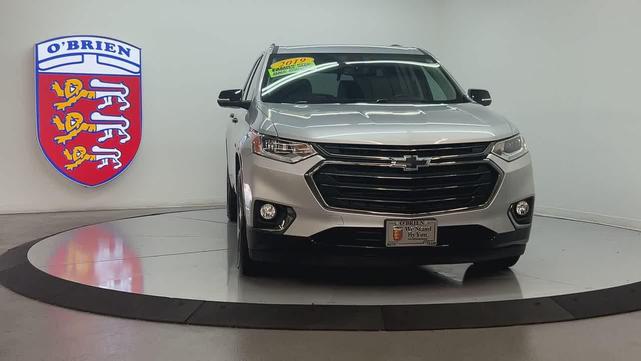 Photo of 2019 Silver Ice Metallic Chevrolet Traverse