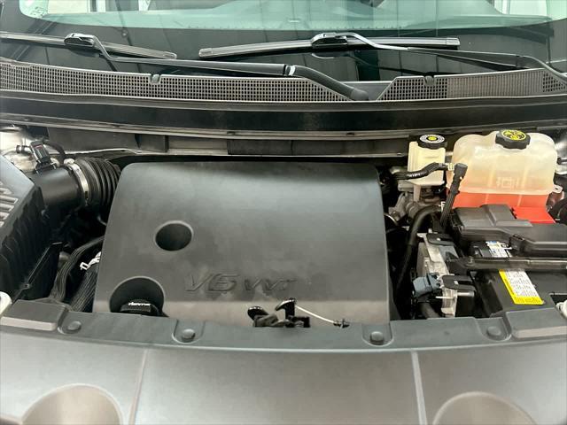 Photo of 2019 Silver Ice Metallic Chevrolet Traverse