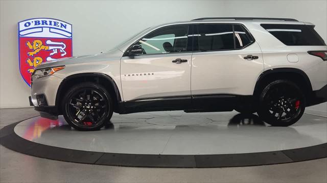 Photo of 2019 Silver Ice Metallic Chevrolet Traverse