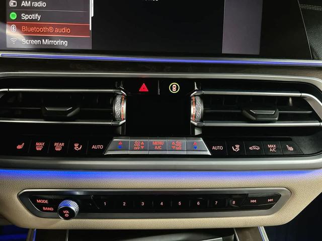 Photo of 2022 Mineral White Metallic BMW X5