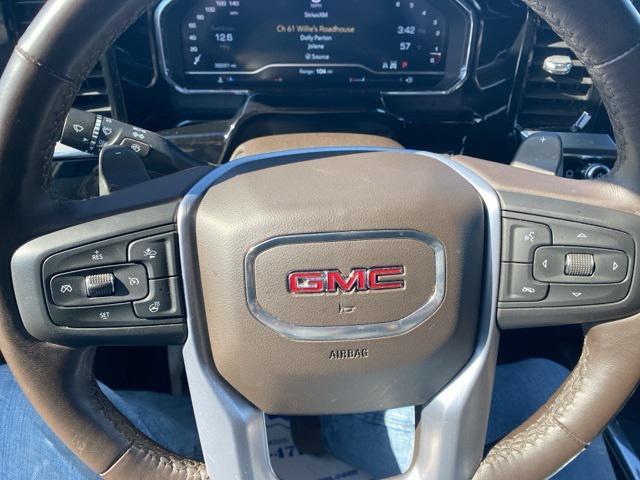 Photo of 2022 Summit White GMC Sierra 1500