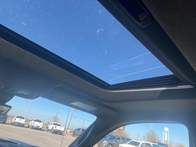 Photo of 2023 Onyx Black GMC Sierra 1500