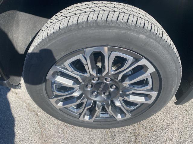 Photo of 2023 Onyx Black GMC Sierra 1500