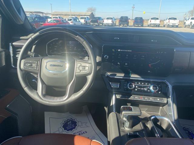 Photo of 2023 Onyx Black GMC Sierra 1500