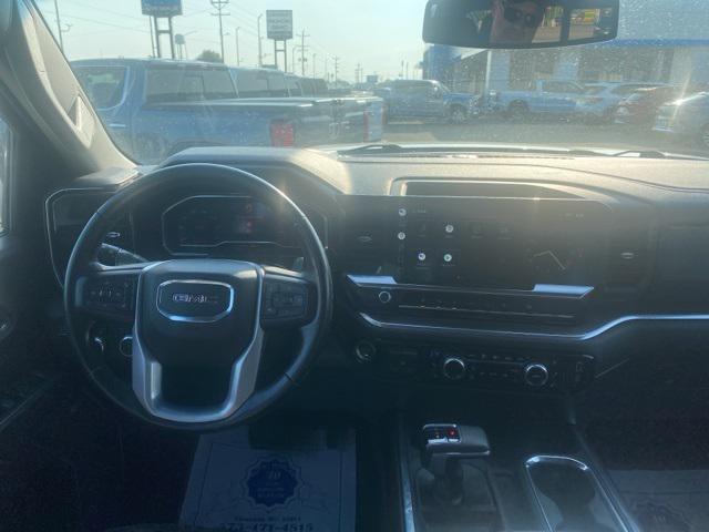 Photo of 2022 Quicksilver Metallic GMC Sierra 1500