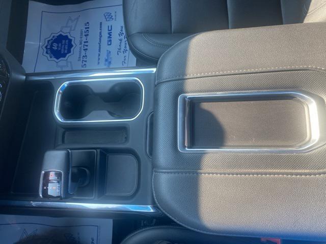 Photo of 2022 Quicksilver Metallic GMC Sierra 1500