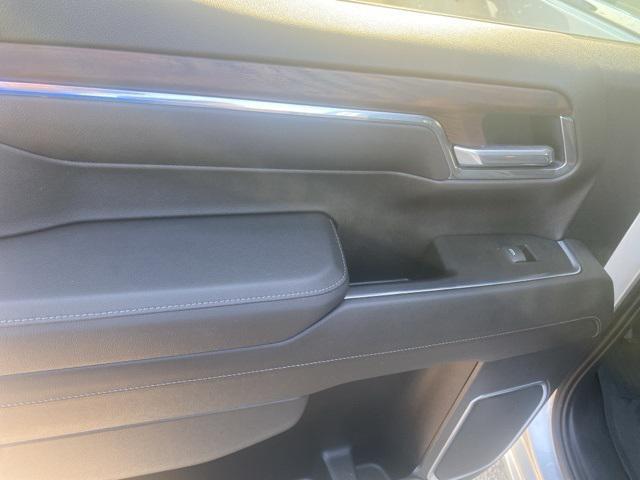 Photo of 2022 Quicksilver Metallic GMC Sierra 1500