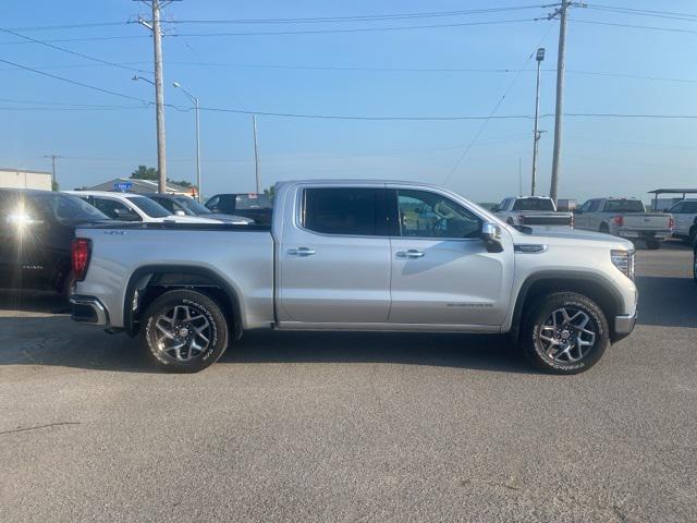 Photo of 2022 Quicksilver Metallic GMC Sierra 1500