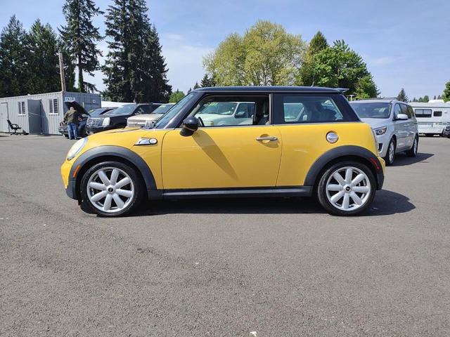 Photo of 2007 Mellow Yellow MINI Cooper S